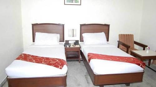 Hotel Thulashi Park شيناي المظهر الخارجي الصورة