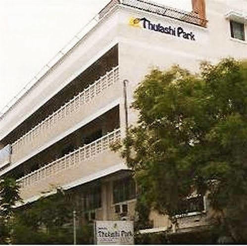 Hotel Thulashi Park شيناي المظهر الخارجي الصورة