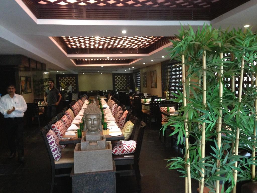 Hotel Thulashi Park شيناي المظهر الخارجي الصورة